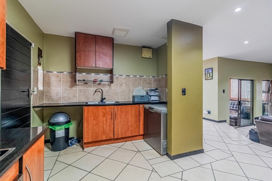 2 Bedroom Property for Sale in Bassonia Gauteng