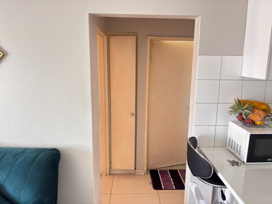 2 Bedroom Property for Sale in Ormonde Gauteng