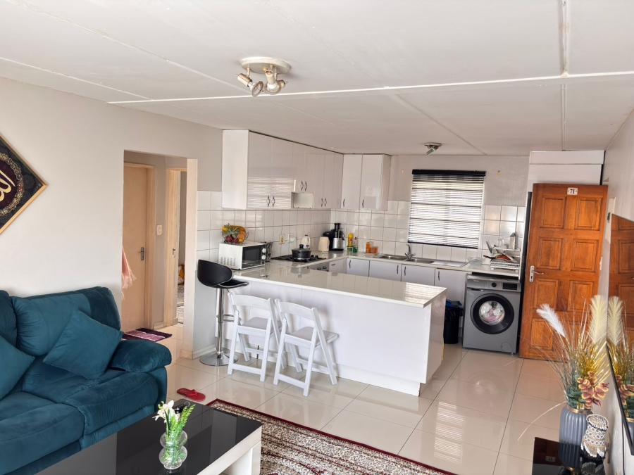 2 Bedroom Property for Sale in Ormonde Gauteng