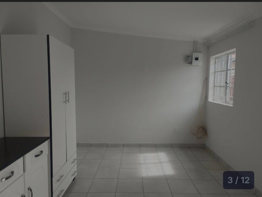 1 Bedroom Property for Sale in South Hills Gauteng