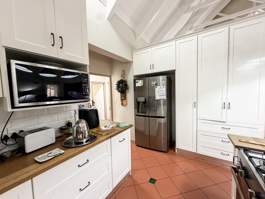 3 Bedroom Property for Sale in Silver Lakes Golf Estate Gauteng