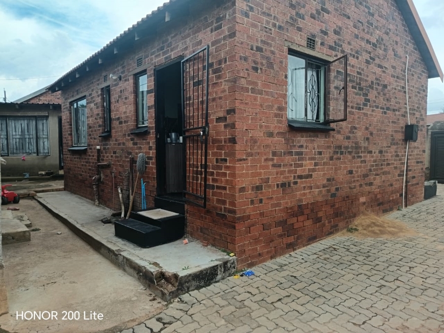 2 Bedroom Property for Sale in Elindinga Gauteng