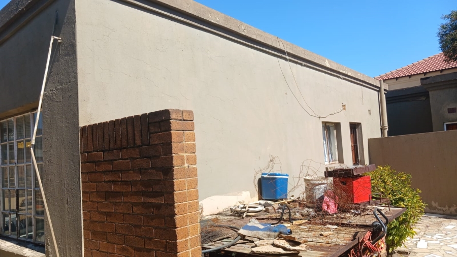 9 Bedroom Property for Sale in Olifantsfontein Gauteng