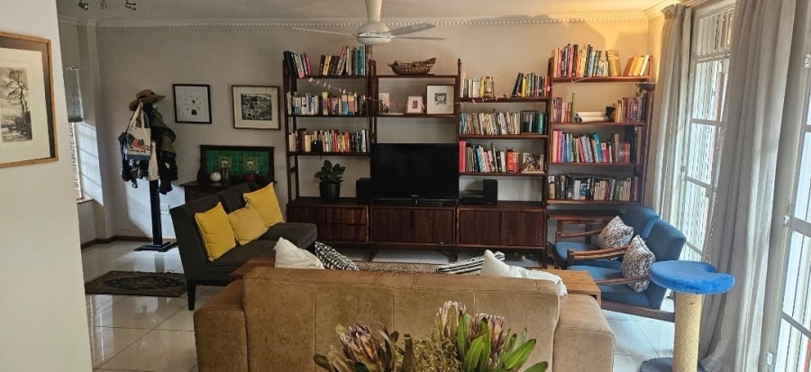 To Let 2 Bedroom Property for Rent in Waterkloof Gauteng