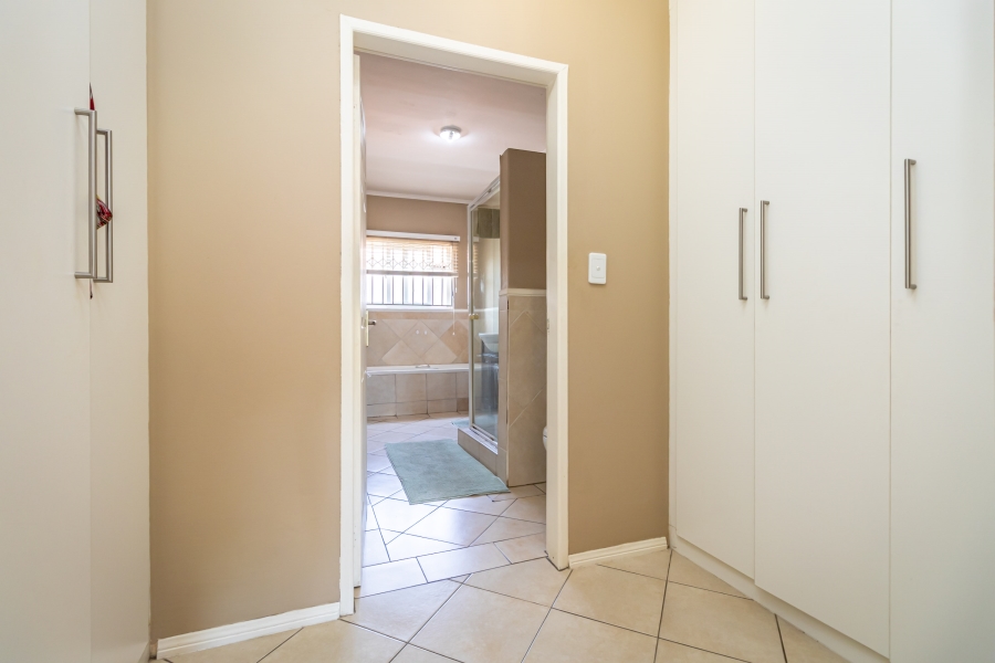 3 Bedroom Property for Sale in Ferndale Gauteng