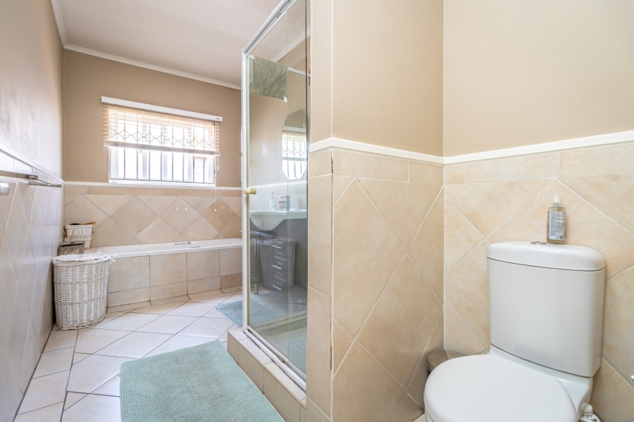 3 Bedroom Property for Sale in Ferndale Gauteng