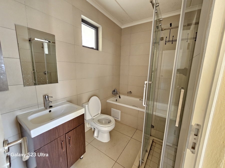 2 Bedroom Property for Sale in Dainfern Gauteng