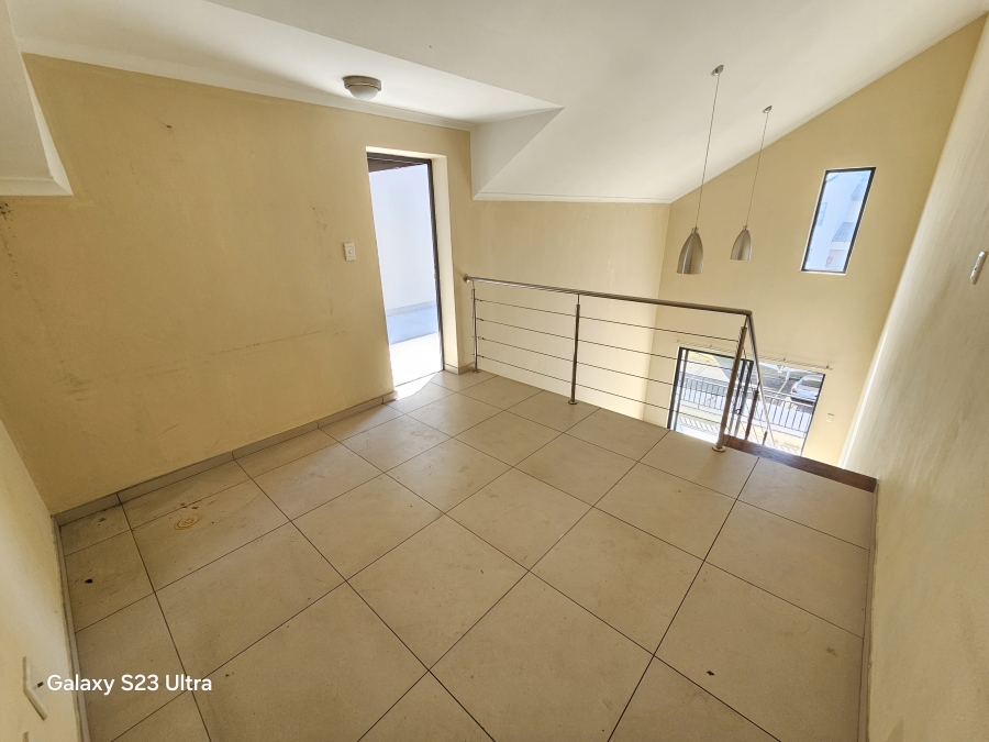 2 Bedroom Property for Sale in Dainfern Gauteng