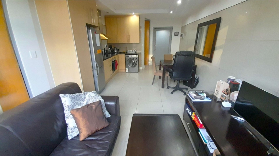 To Let 1 Bedroom Property for Rent in Sandown Gauteng
