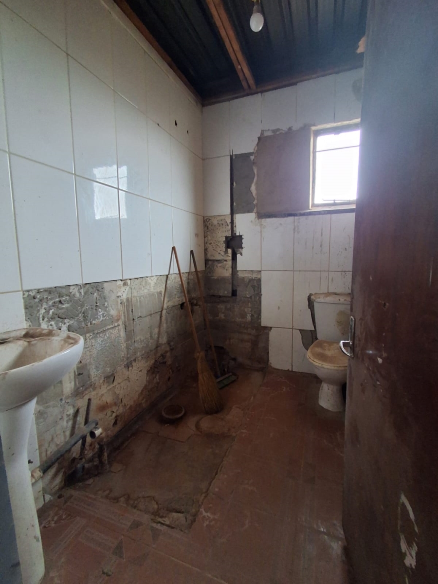 4 Bedroom Property for Sale in Sebokeng Zone 3 Gauteng