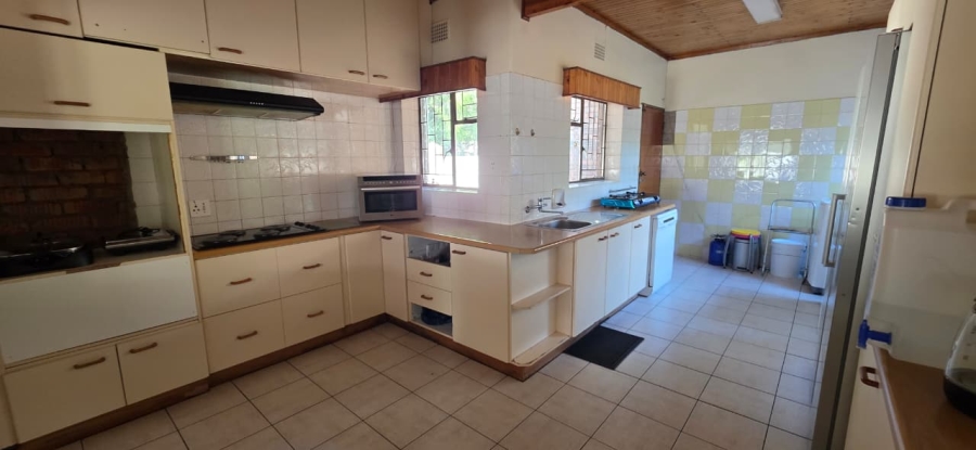 4 Bedroom Property for Sale in Vanderbijlpark SW 5 Gauteng