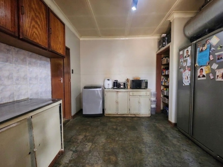 2 Bedroom Property for Sale in Leeuhof Gauteng