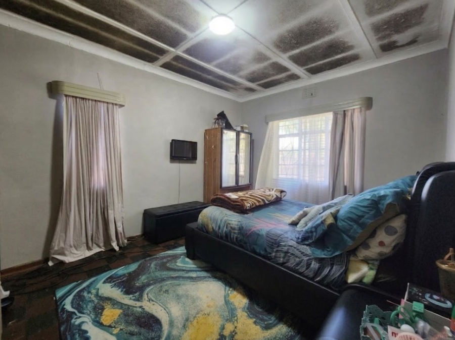 2 Bedroom Property for Sale in Leeuhof Gauteng