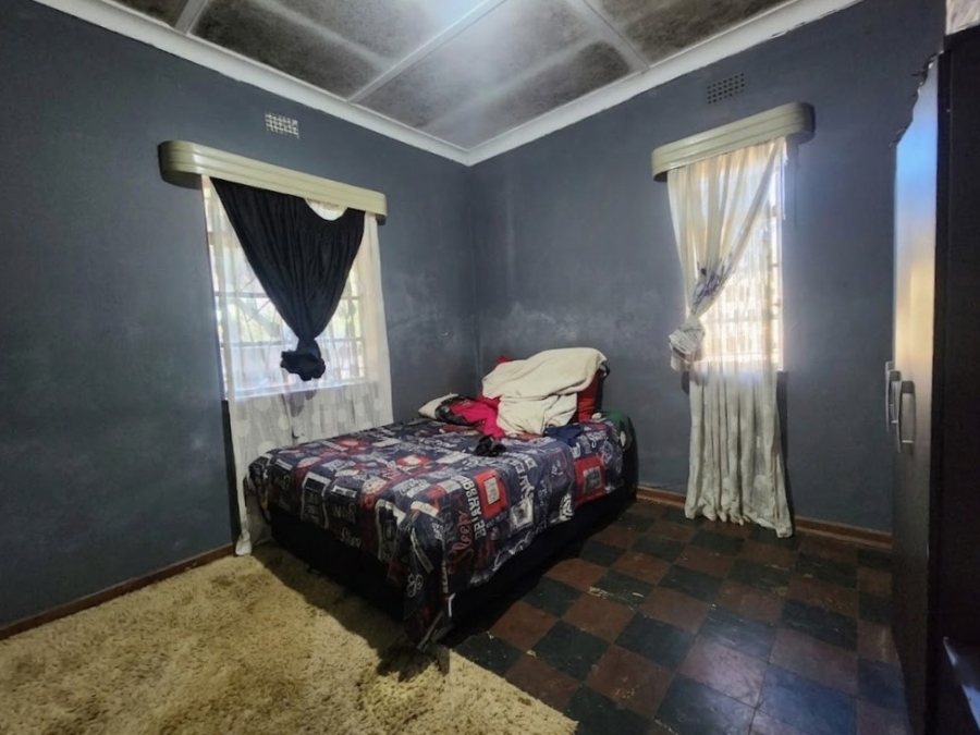 2 Bedroom Property for Sale in Leeuhof Gauteng