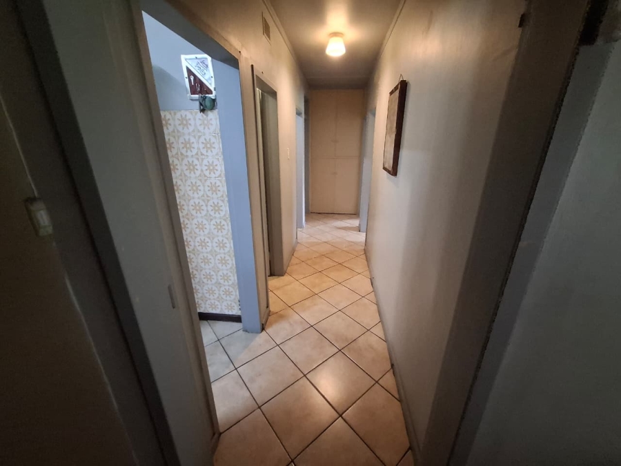 4 Bedroom Property for Sale in Vanderbijlpark CW 5 Gauteng