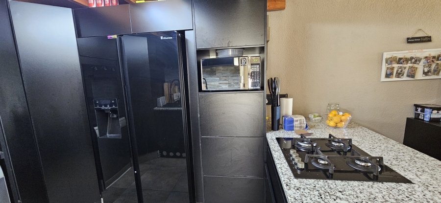 3 Bedroom Property for Sale in Meyersdal Gauteng