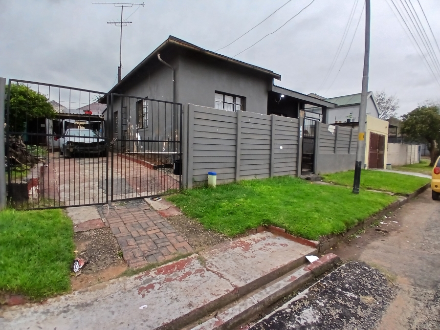 5 Bedroom Property for Sale in Elsburg Gauteng