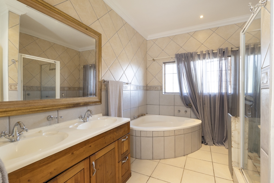 3 Bedroom Property for Sale in Moreleta Park Gauteng