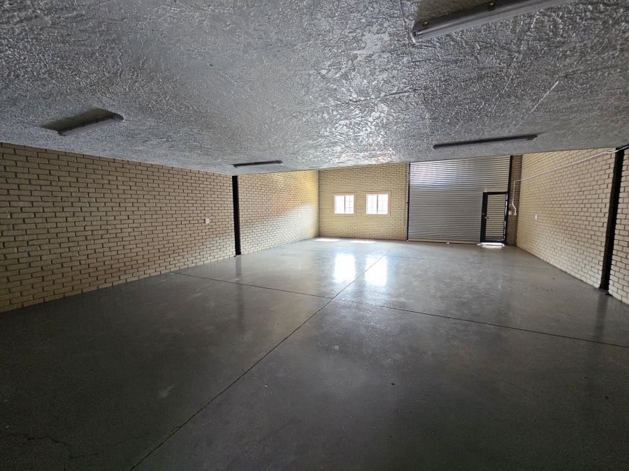 To Let Commercial Property for Rent in Hennops Park Industrial Gauteng