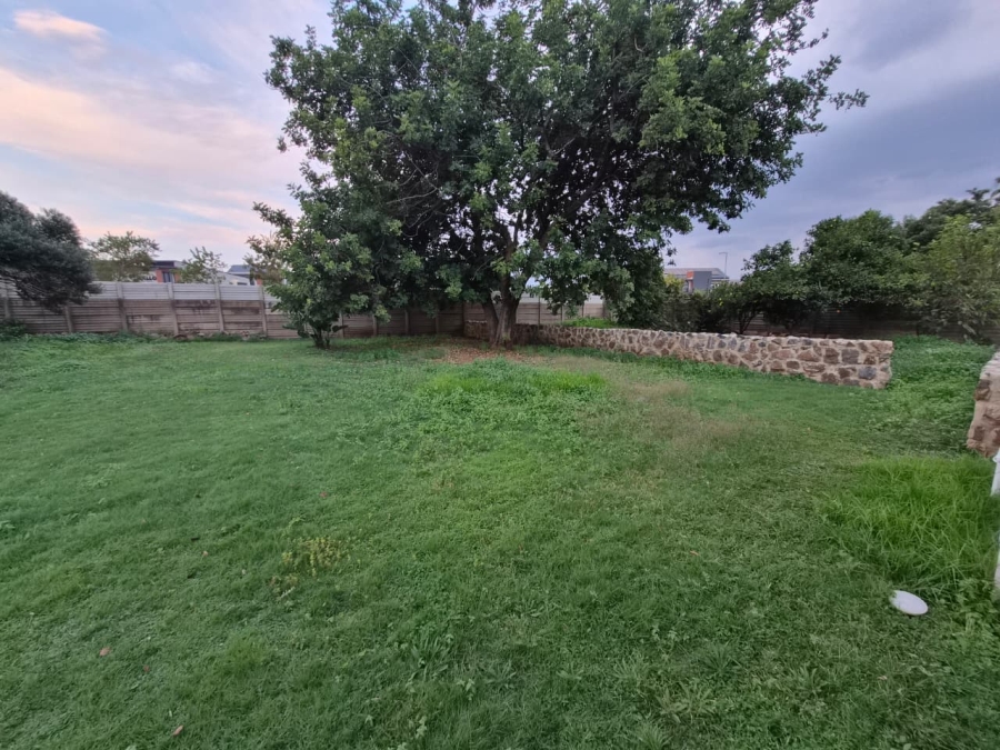 4 Bedroom Property for Sale in Rooihuiskraal North Gauteng