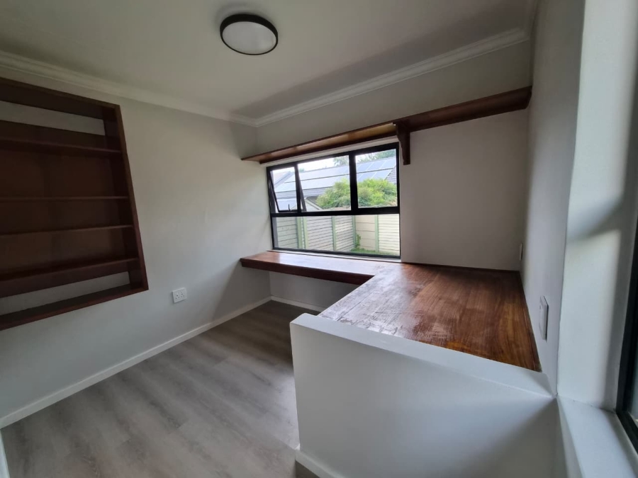 4 Bedroom Property for Sale in Rooihuiskraal North Gauteng