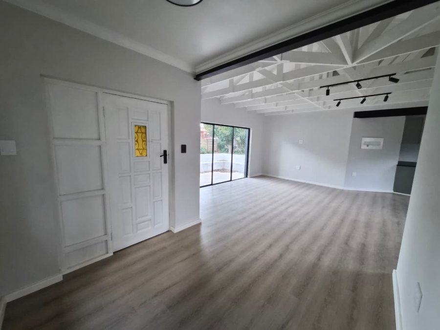 4 Bedroom Property for Sale in Rooihuiskraal North Gauteng