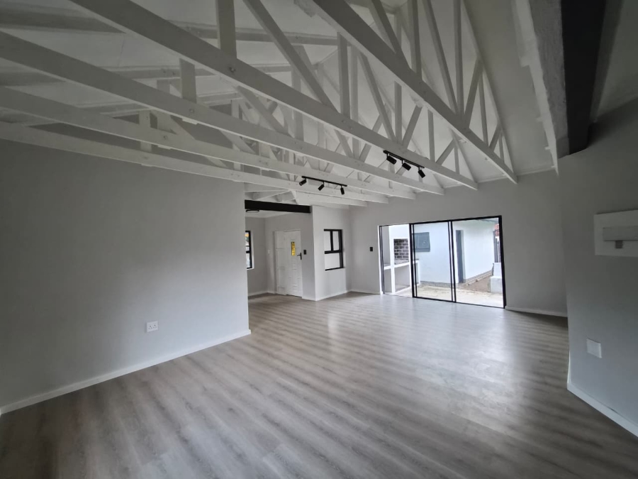 4 Bedroom Property for Sale in Rooihuiskraal North Gauteng