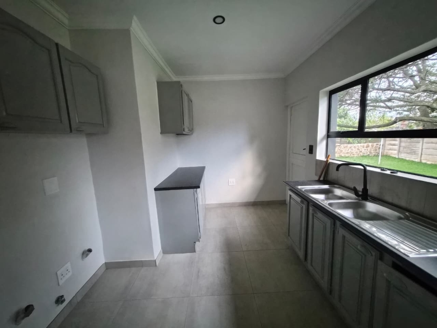 4 Bedroom Property for Sale in Rooihuiskraal North Gauteng