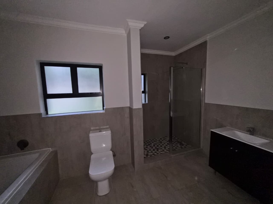4 Bedroom Property for Sale in Rooihuiskraal North Gauteng