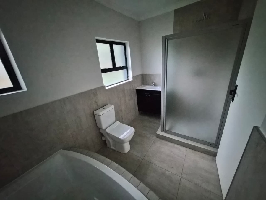 4 Bedroom Property for Sale in Rooihuiskraal North Gauteng
