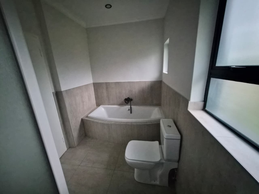 4 Bedroom Property for Sale in Rooihuiskraal North Gauteng