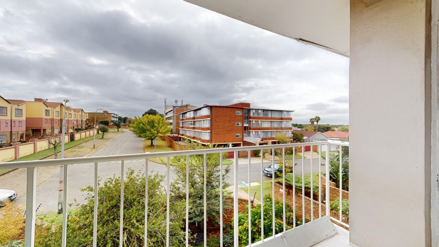 2 Bedroom Property for Sale in Marlands Gauteng