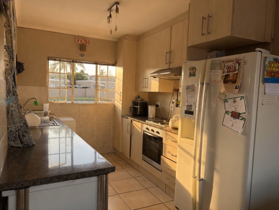 2 Bedroom Property for Sale in Radiokop Gauteng