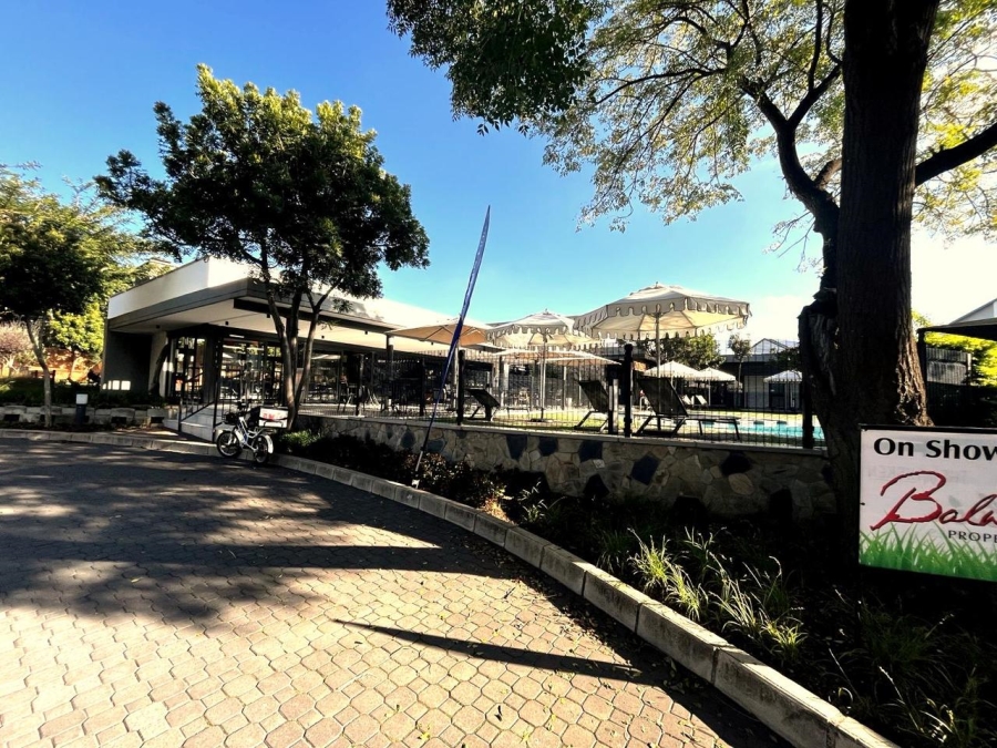 To Let 2 Bedroom Property for Rent in Crowthorne AH Gauteng