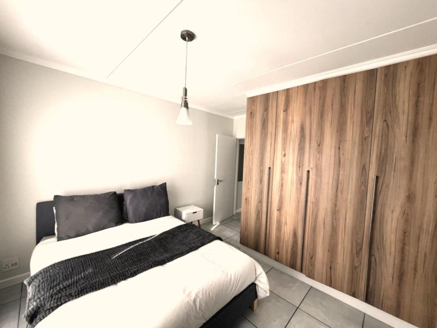 To Let 2 Bedroom Property for Rent in Crowthorne AH Gauteng
