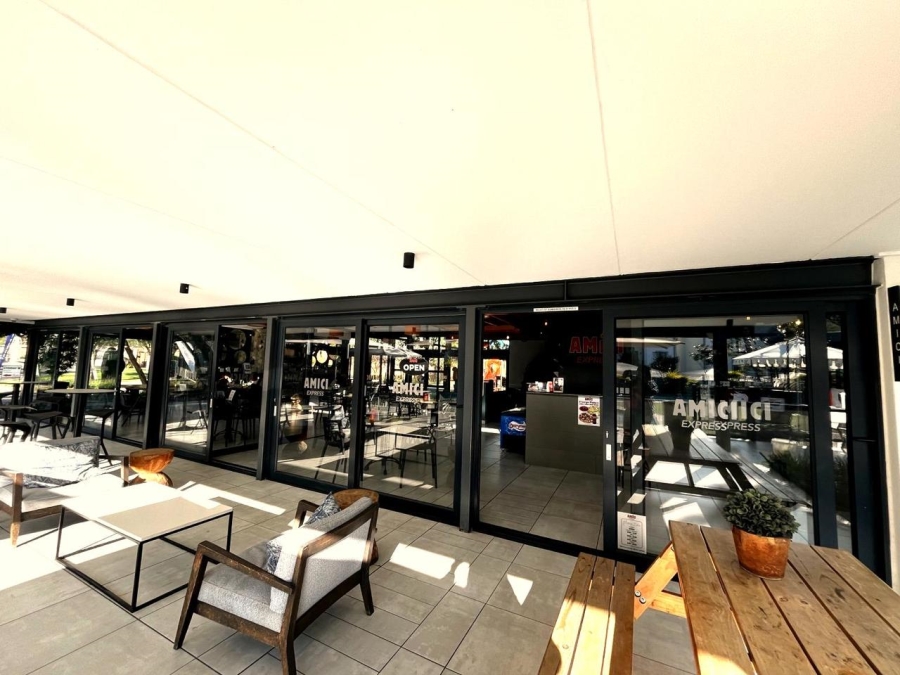 To Let 2 Bedroom Property for Rent in Crowthorne AH Gauteng