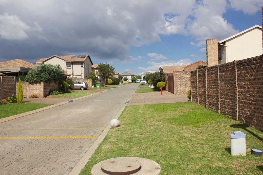 4 Bedroom Property for Sale in Pomona Gauteng