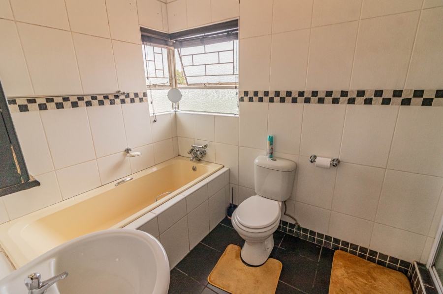4 Bedroom Property for Sale in Pomona Gauteng