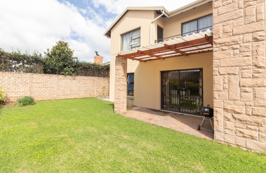 4 Bedroom Property for Sale in Pomona Gauteng