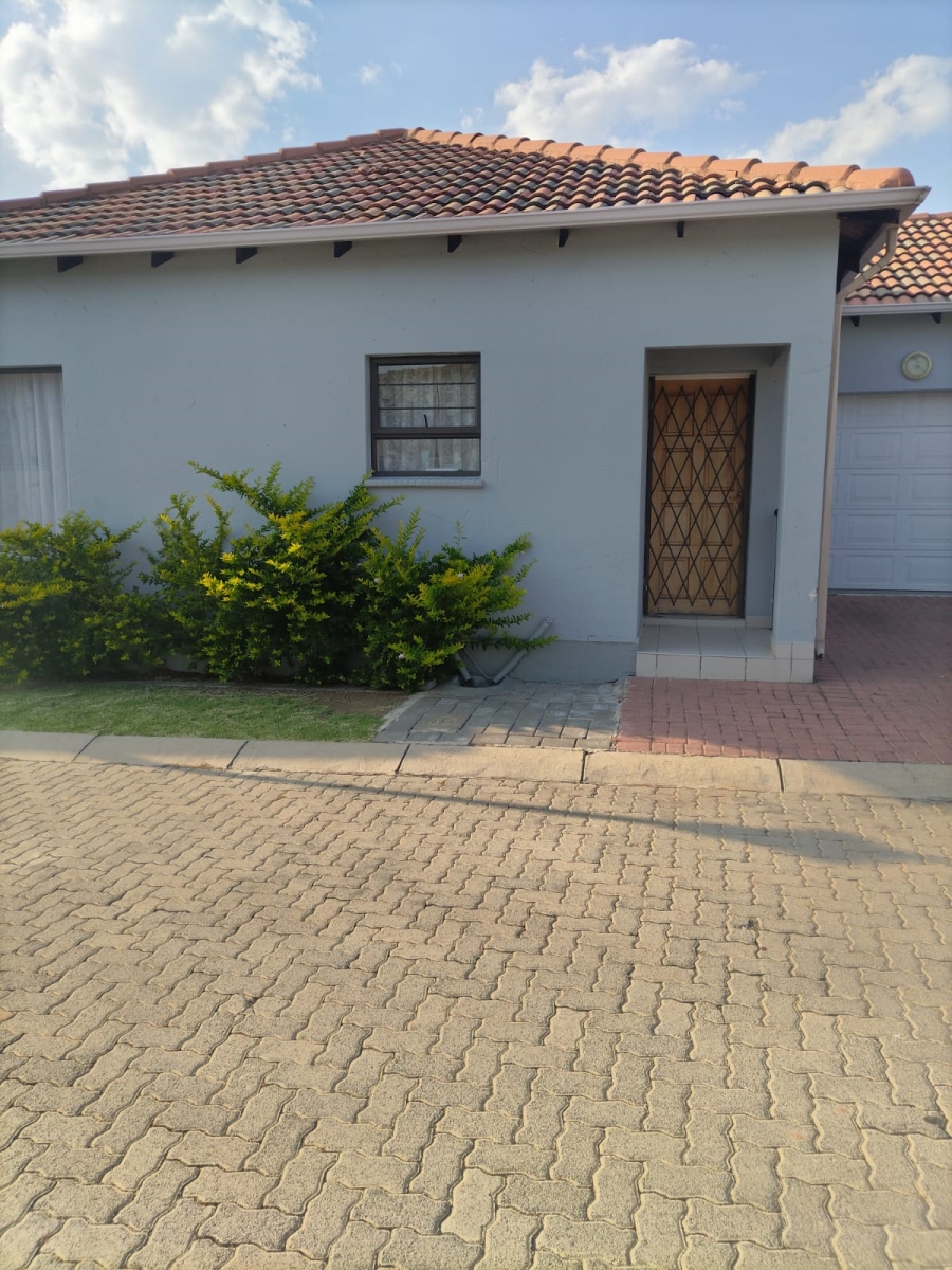 3 Bedroom Property for Sale in Parkrand Gauteng