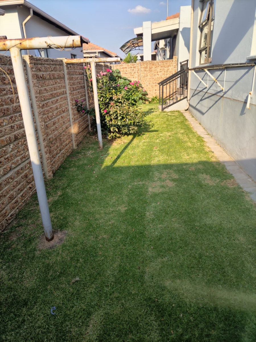 3 Bedroom Property for Sale in Parkrand Gauteng