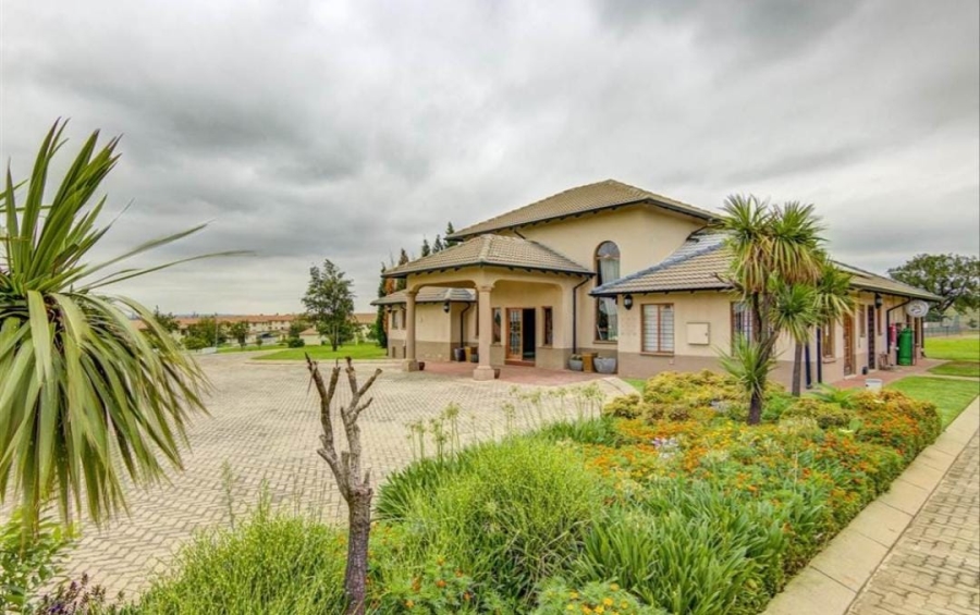 3 Bedroom Property for Sale in Parkrand Gauteng