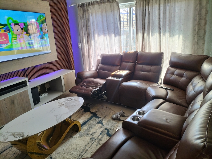 3 Bedroom Property for Sale in Amandasig Gauteng