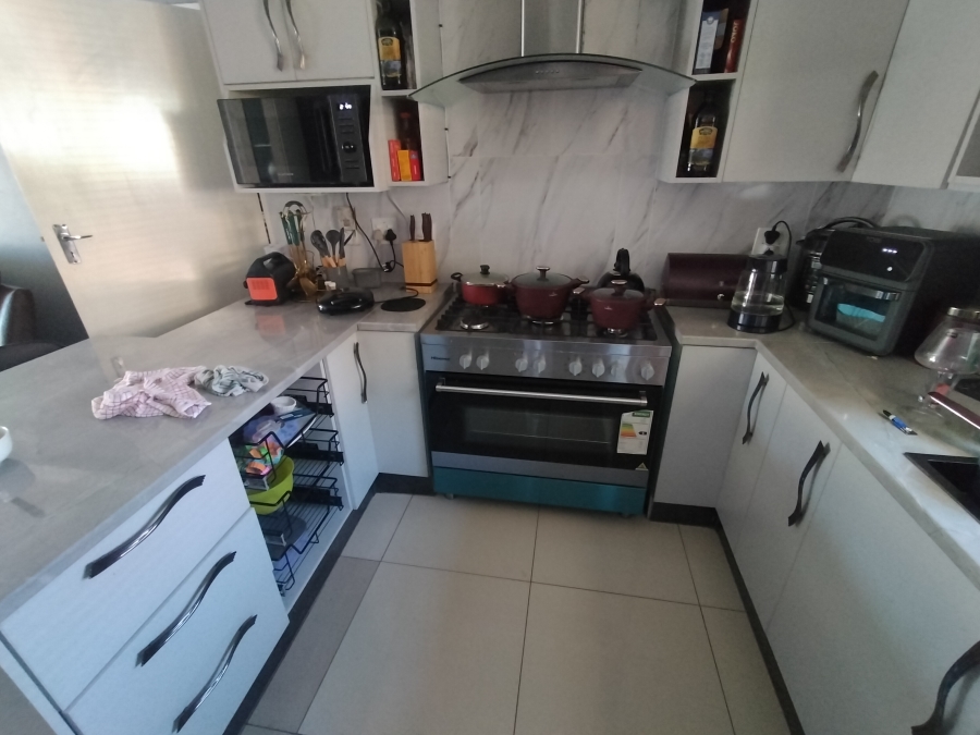 3 Bedroom Property for Sale in Amandasig Gauteng