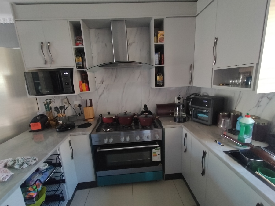 3 Bedroom Property for Sale in Amandasig Gauteng