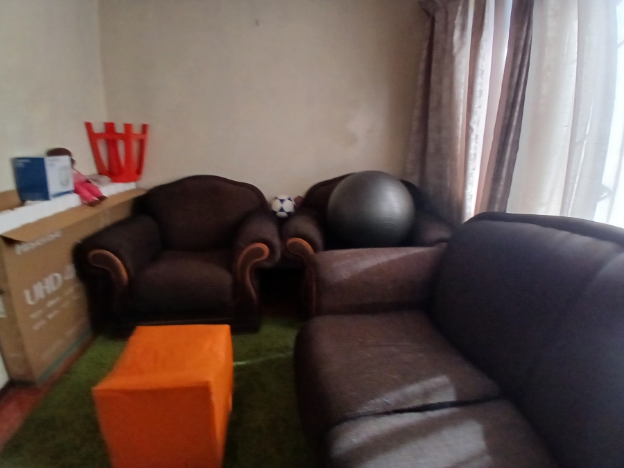 3 Bedroom Property for Sale in Dunnottar Gauteng