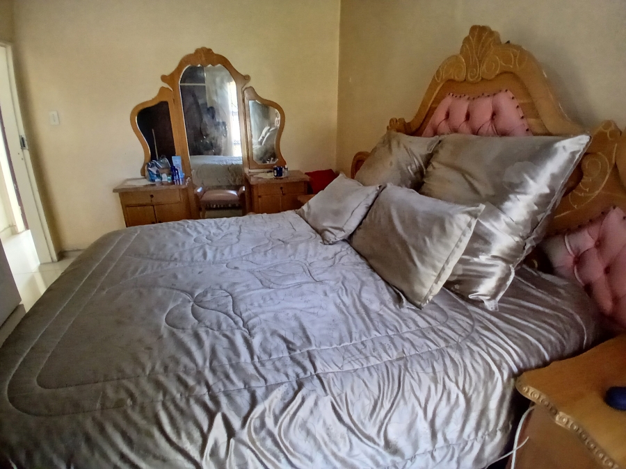 3 Bedroom Property for Sale in Dunnottar Gauteng