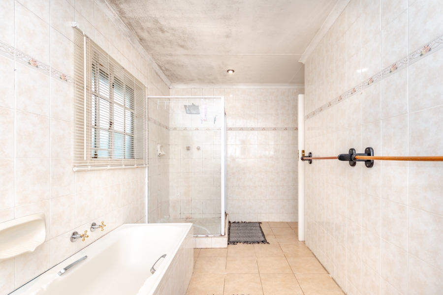 4 Bedroom Property for Sale in Albemarle Gauteng