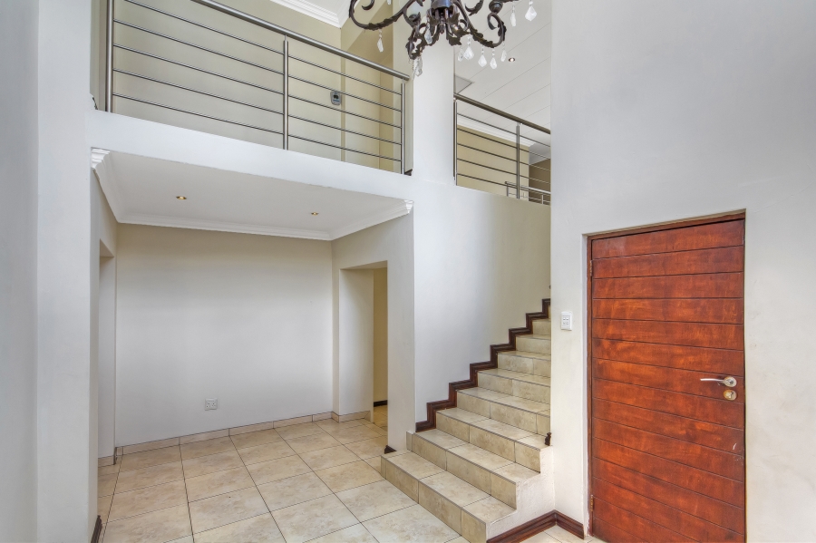 5 Bedroom Property for Sale in Valley View Estate Gauteng