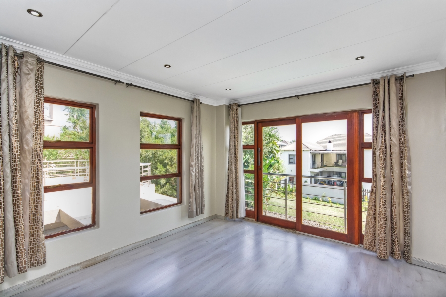 5 Bedroom Property for Sale in Valley View Estate Gauteng